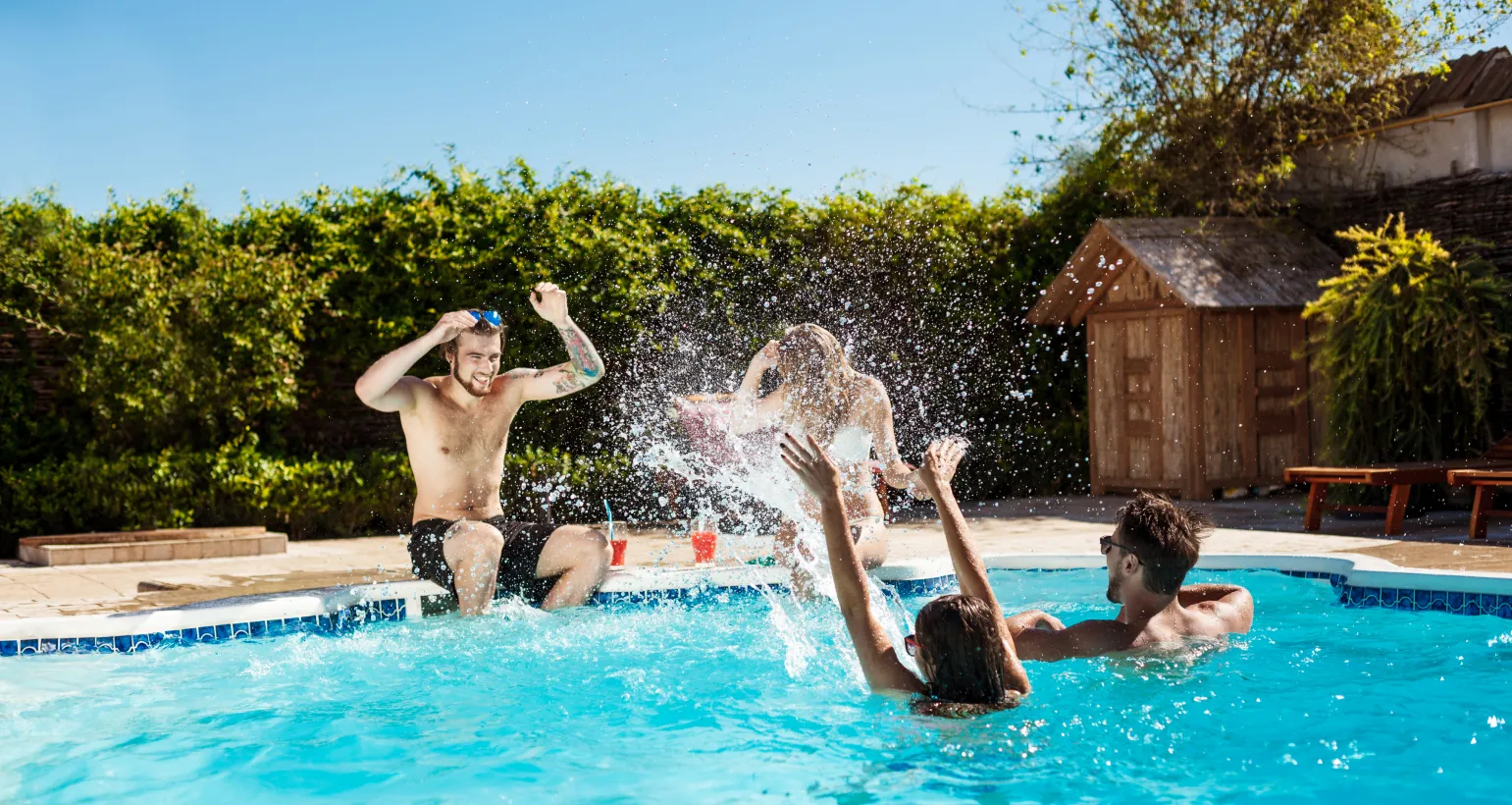 La Piscine Rochelaise Pisciniste La Rochelle LA PISCINE ROCHELAISE Votre Pisciniste A Puilboreau Pres De La Rochelle